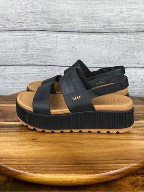 Reef Water Vista Higher Black Cognac Sandal Women’s Shoe Size 8